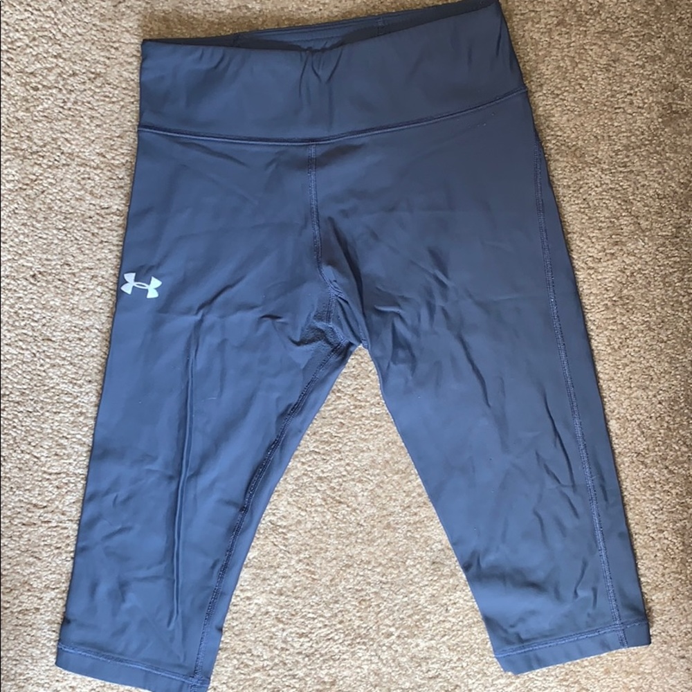 BOGO Under armour grey workout capris